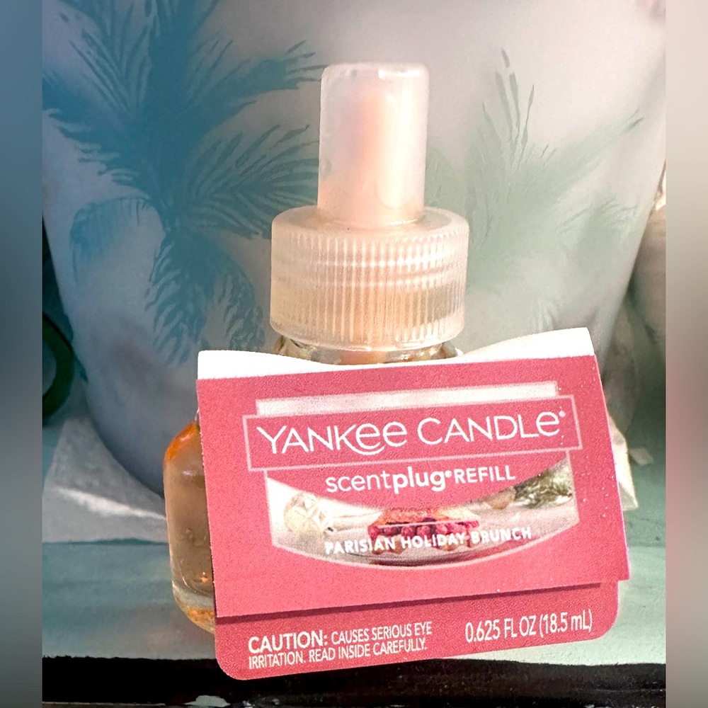 🧇🍓 Yankee Candle ScentPlug 🫐🥐 Parisian Holiday Brunch